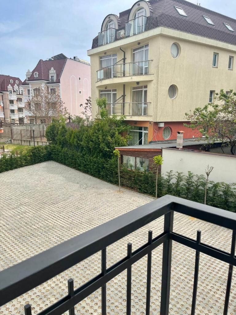 Sun&Moon Apartment Obzor photo 4