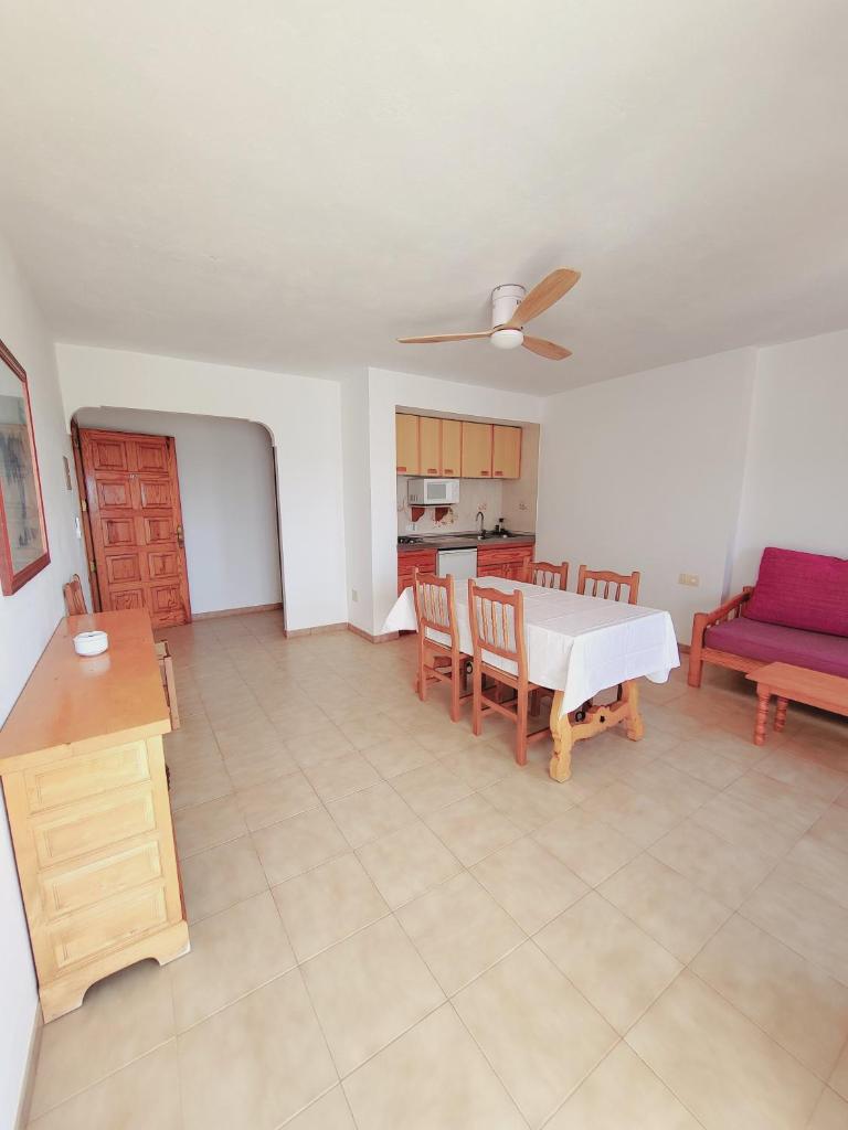 Apartamentos Mar Bella photo 3