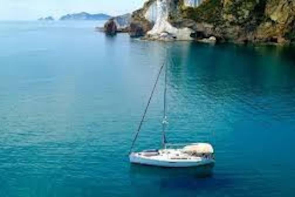 Calasetta Mon Amour ! Barca a Vela photo 1