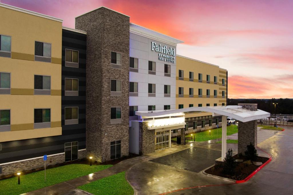 Fairfield Inn & Suites by Marriott Dallas McKinney image