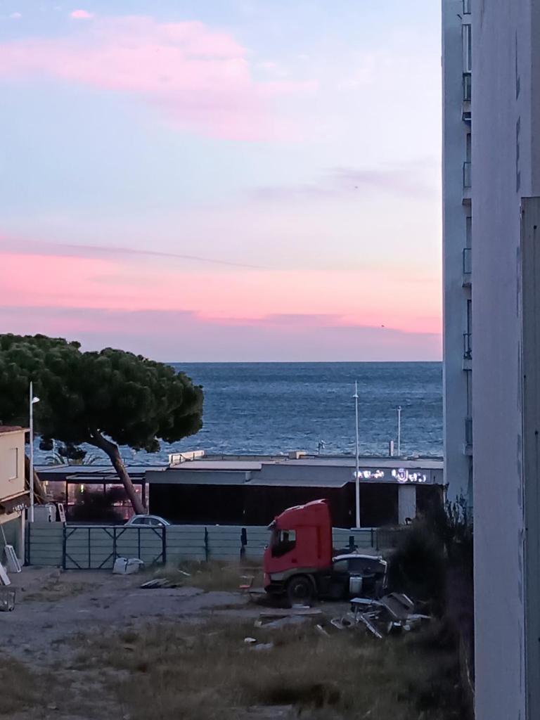 Juan-Les-Pins centre