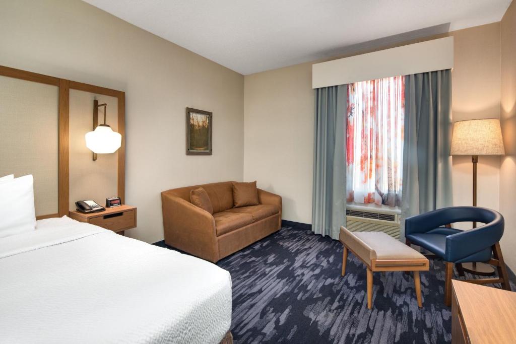 Fairfield Inn by Marriott Toronto Oakville photo 2