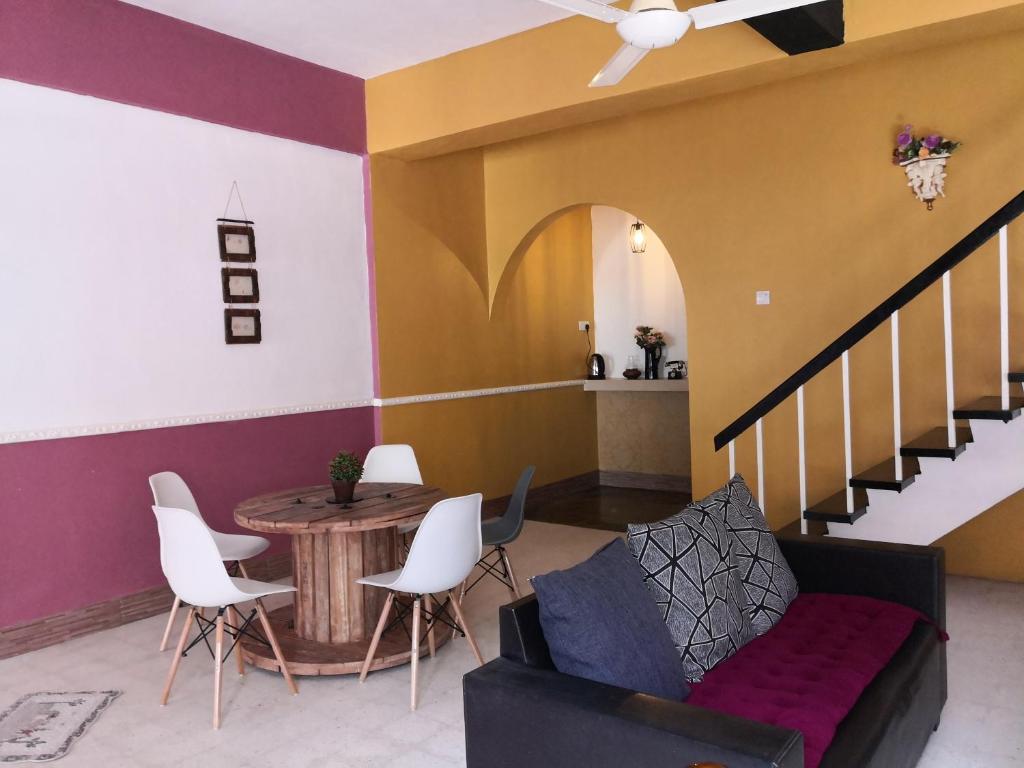 H&T Vintage Decor Homestay photo 4