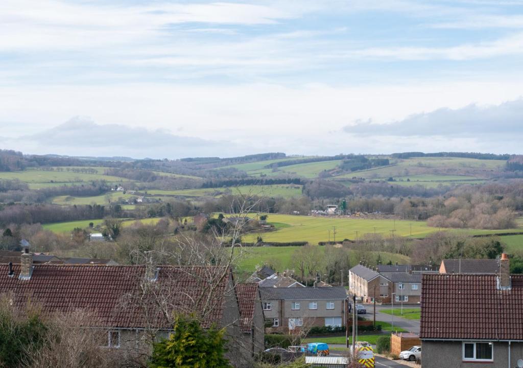 Bishops Hill photo 1