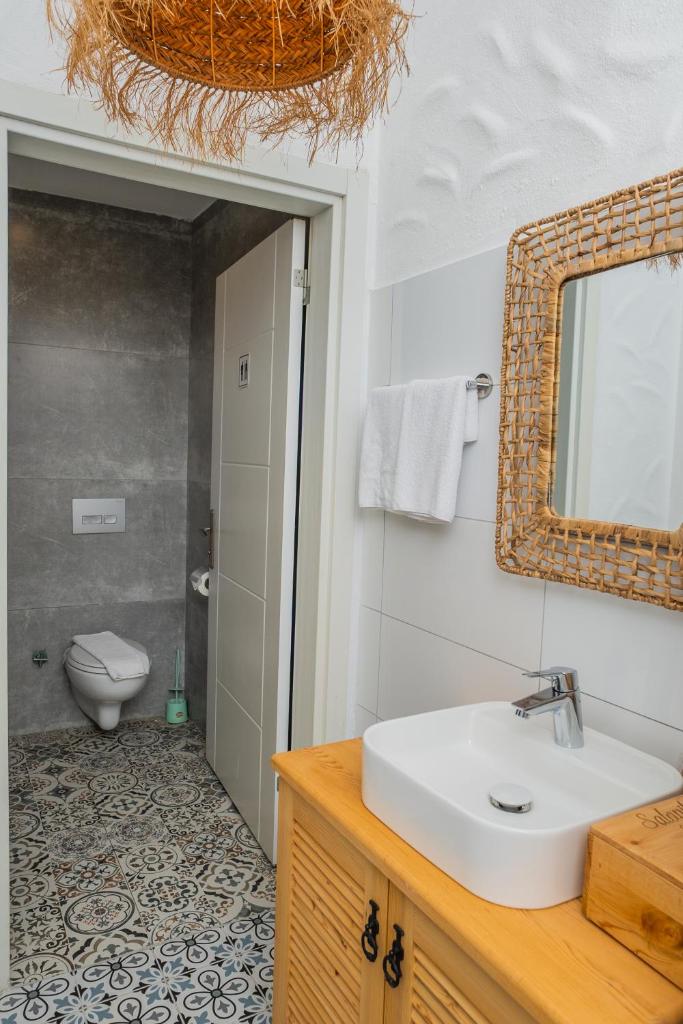 Salonika Suites photo 4