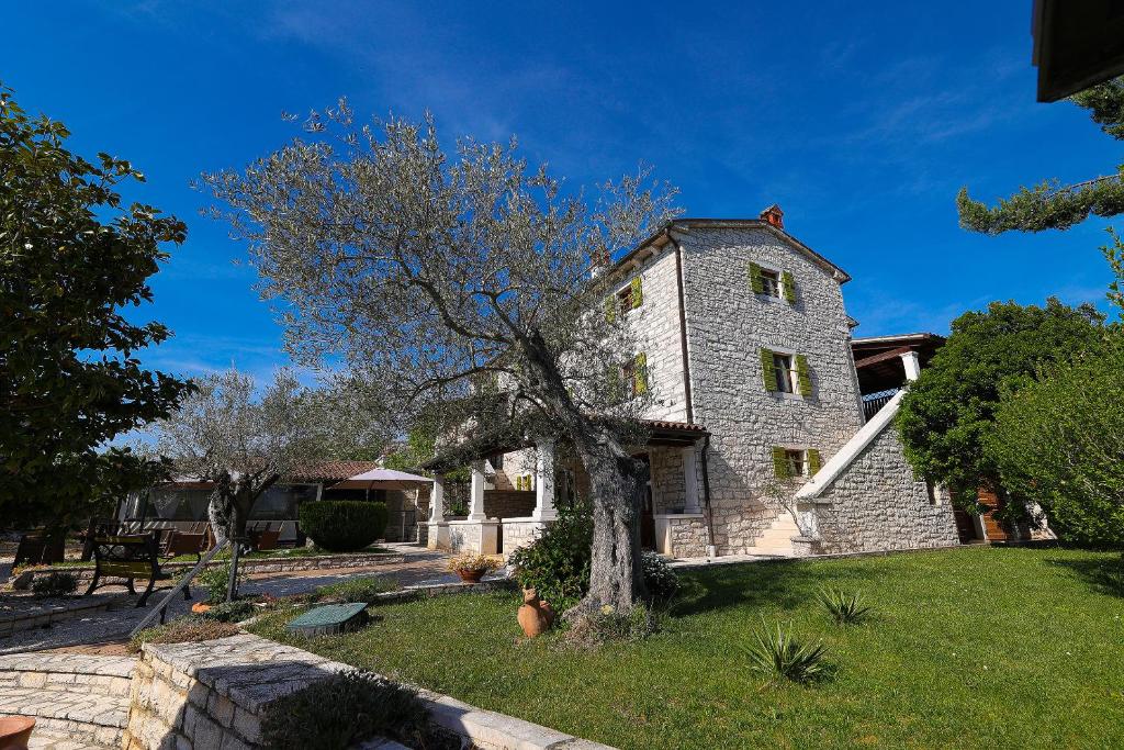 Casa Rustica Dva Baladura Apartments photo 3