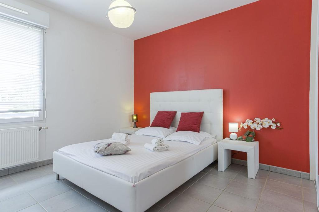 Charming flat with balcony in Labenne - Welkeys photo 3
