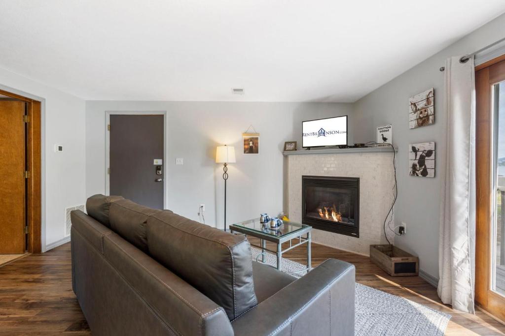 Goose's Gander Suite image