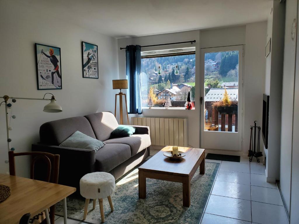 Studio avec petit balcon et cheminée - Grand Massif photo 1
