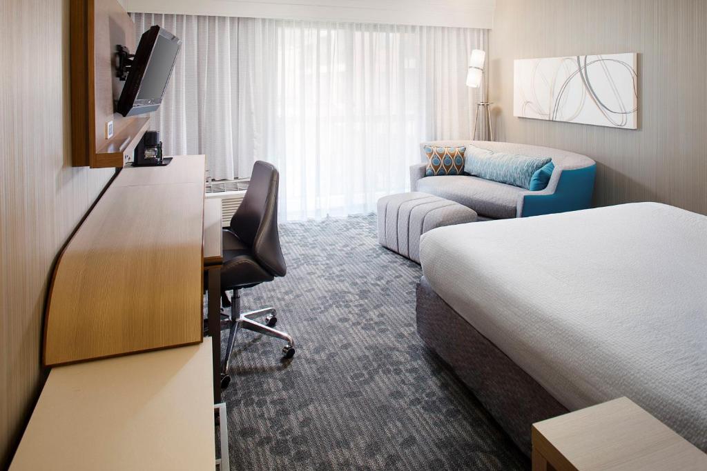 Courtyard by Marriott Richmond Airport photo 1