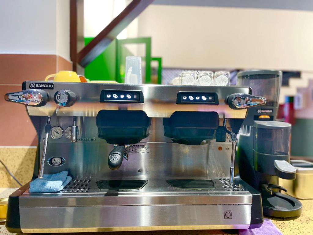 Ahu Hotel & Apartment