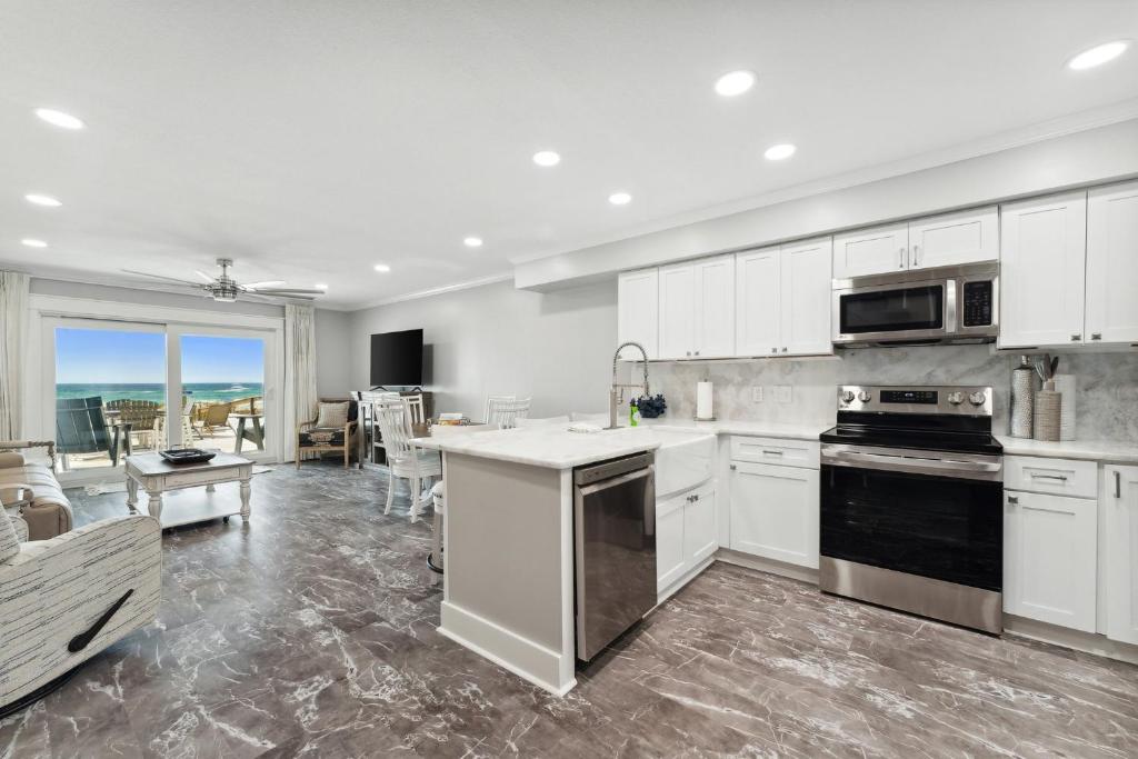 Dolphin View at 8629 Surf Dr by Nautical Properties Vacation Rentals photo 4