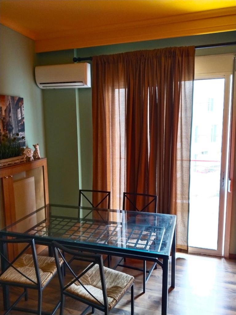 Top Floor Apartment photo 4