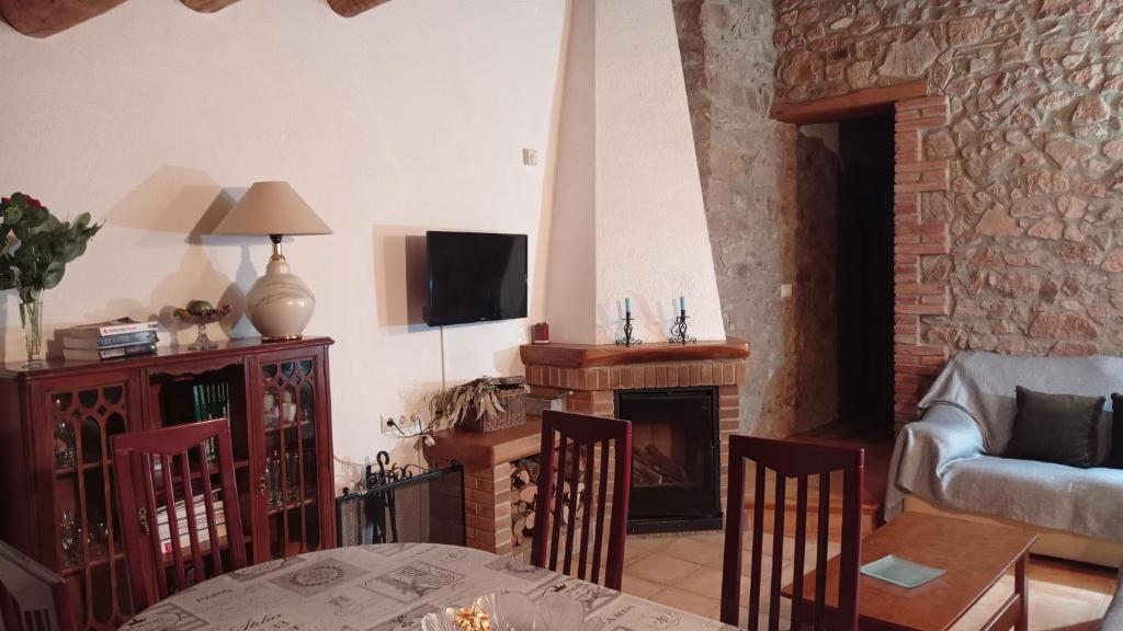 Apartamento con jardín, barbacoa y piscina en pleno Montseny Mas Romeu Turisme Rural photo 2