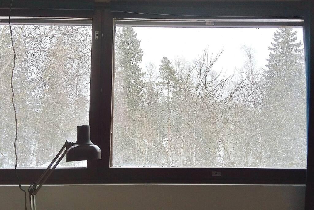 21 minutes from Helsinki city - smaller room photo 3
