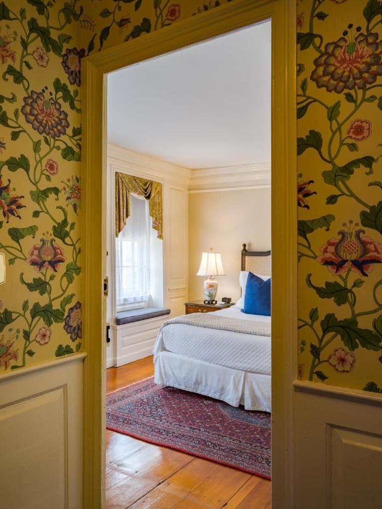 Harbor Light Inn photo 1