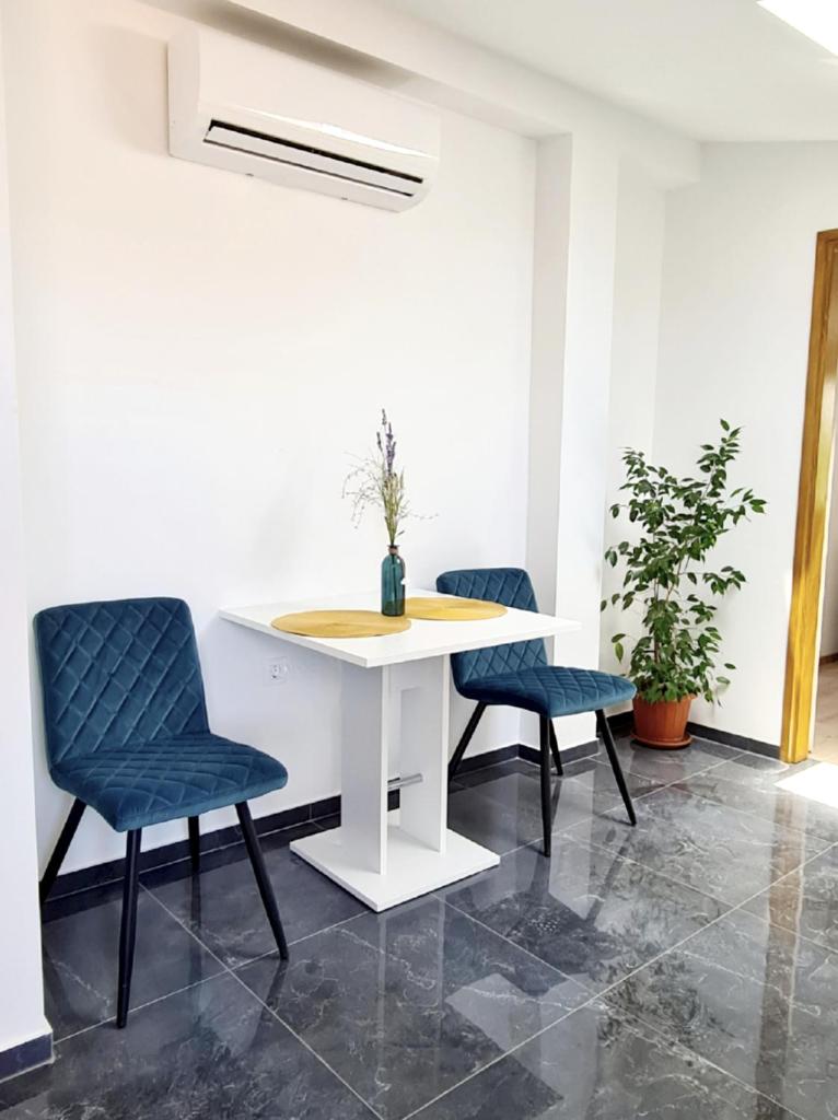 Apartments Beleca photo 1