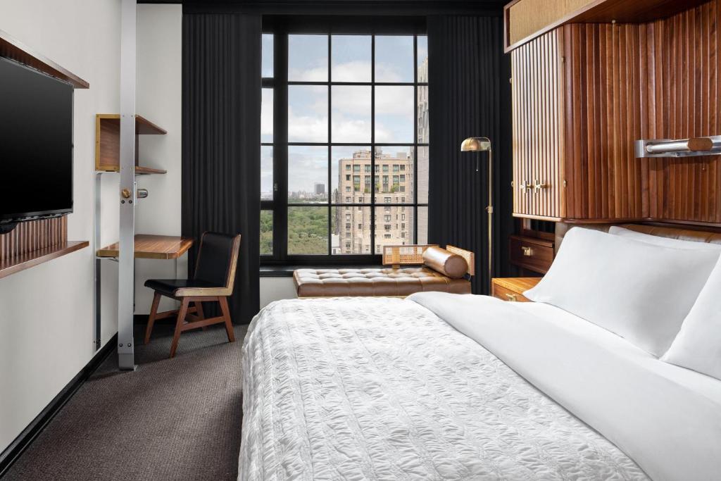 Le Meridien New York, Central Park by Marriott image