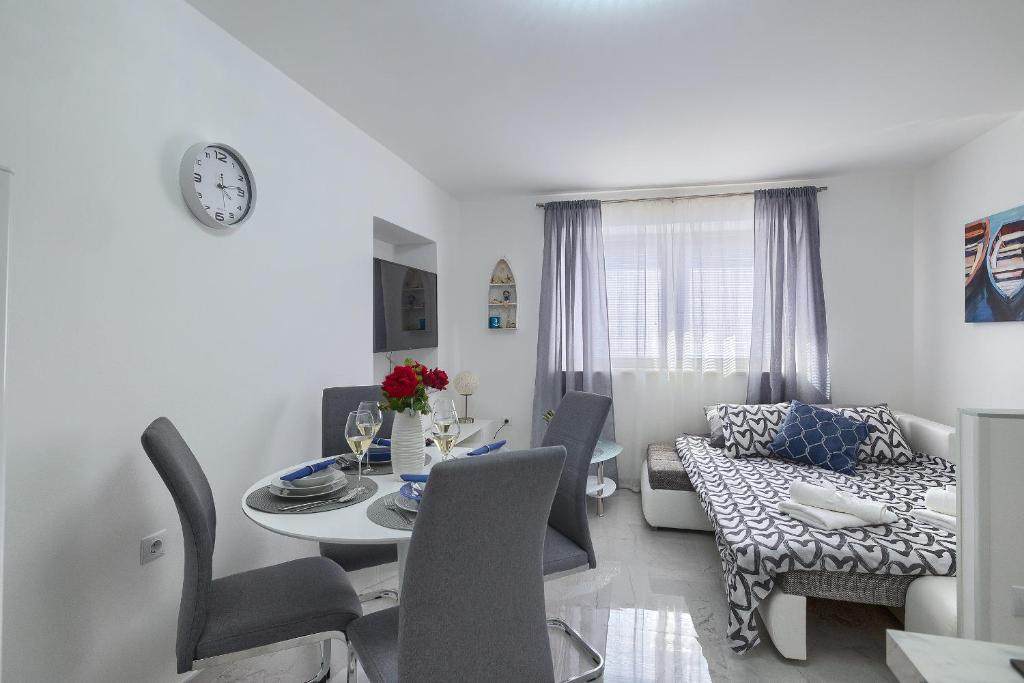 Studio apartman Luka photo 1