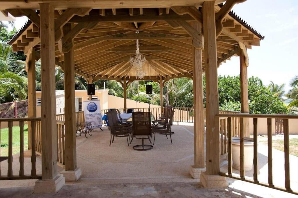 Perfect for destination weddings & family vacations! photo 4