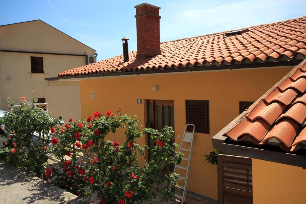 Apartments with a parking space Rabac, Labin - 6414 photo 2