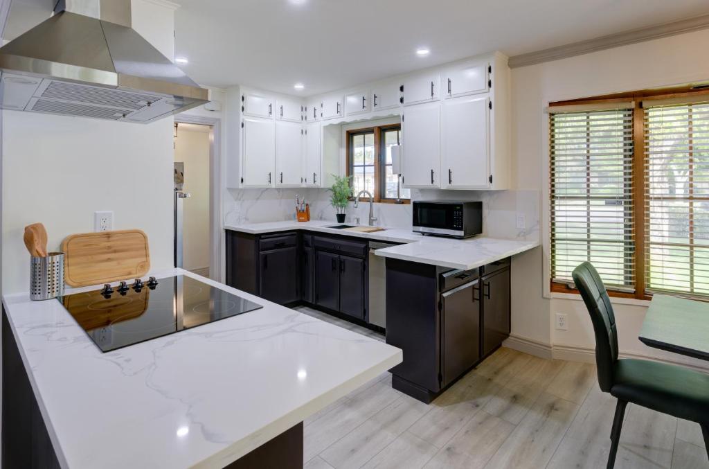 Updated Spacious Home photo 1