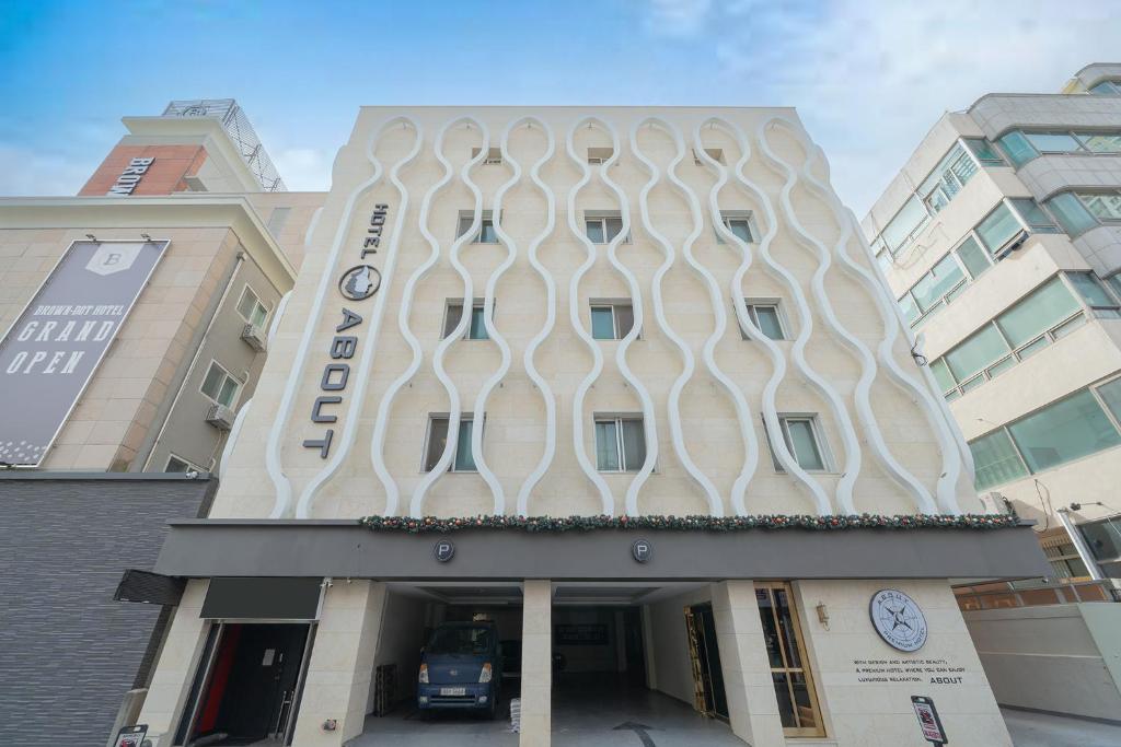 From H Chung-ju About Hotel