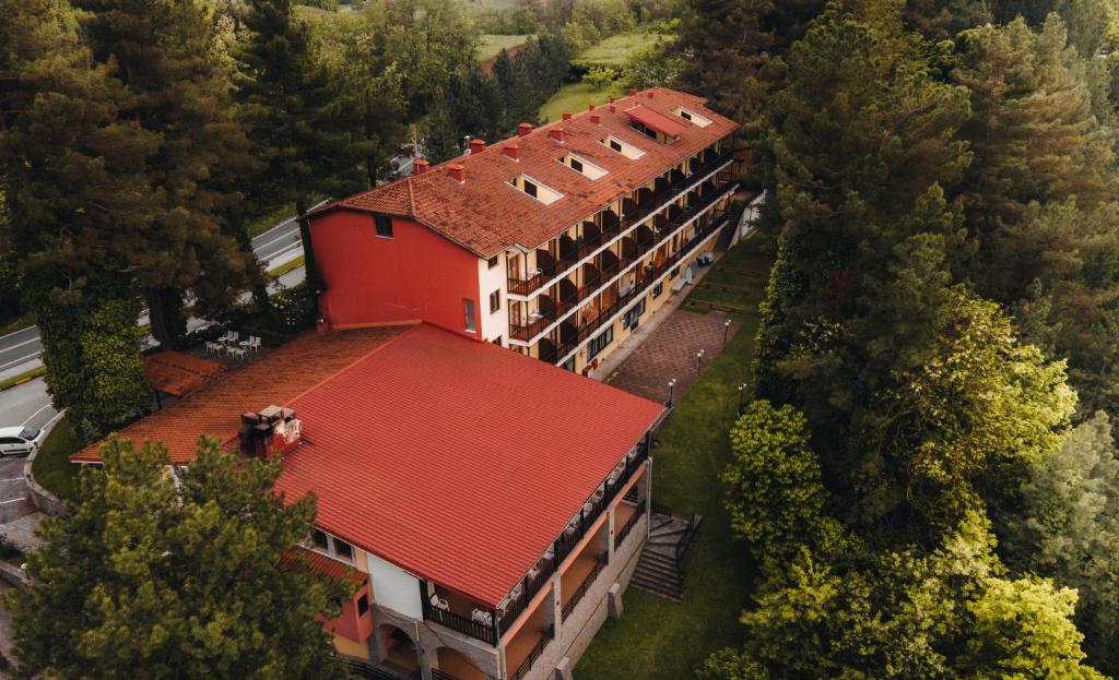 Milionis Forest Hotel photo 2