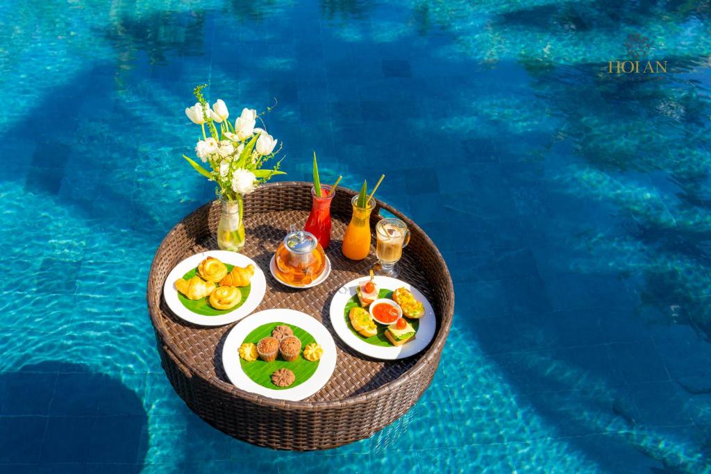 Hội An Beach Resort 