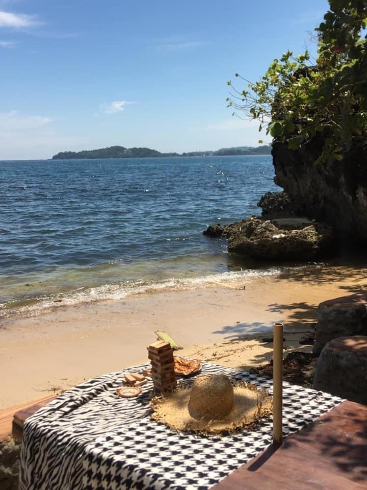 CASA BOLO IN ALAMINOS with HIDDEN WHITE BEACH near 100 Islands photo 2