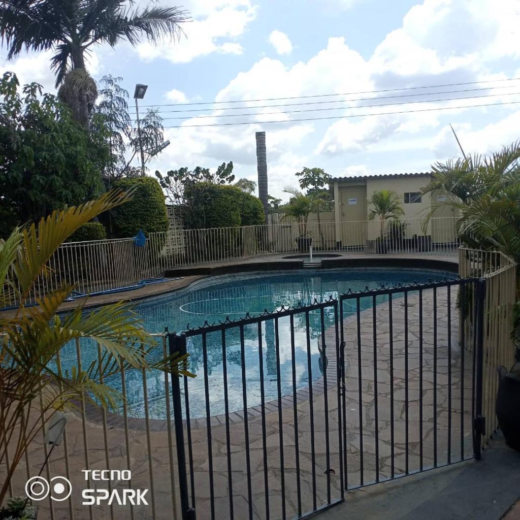 Neat and cosy cottage with pool - 2103 photo 1