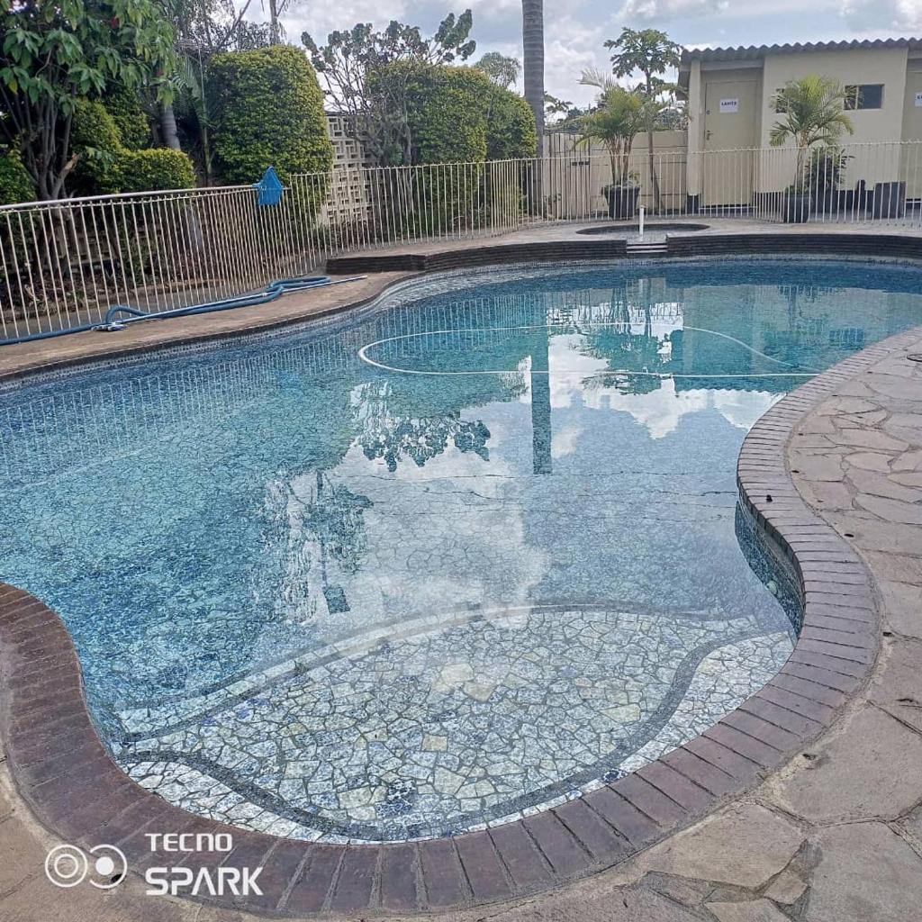 Neat and cosy cottage with pool - 2103
