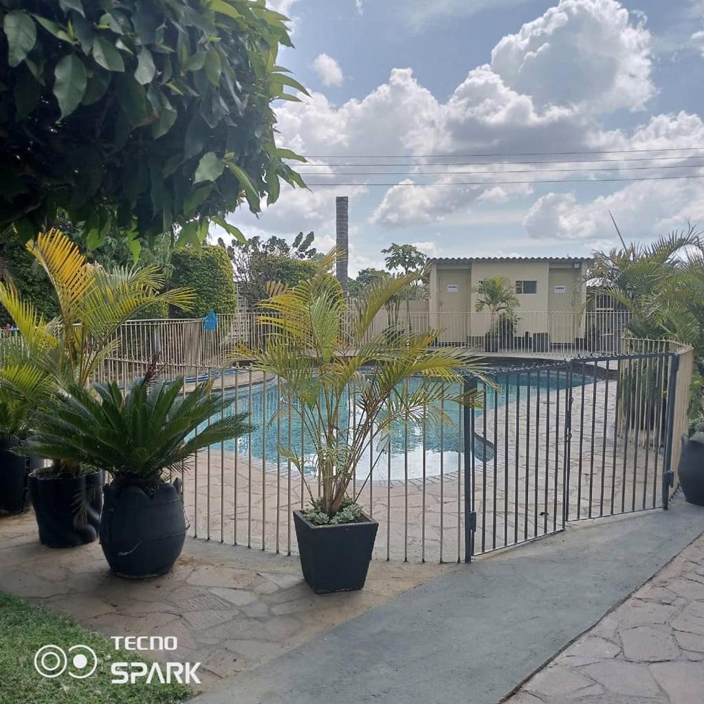 Neat and cosy cottage with pool - 2103 photo 2