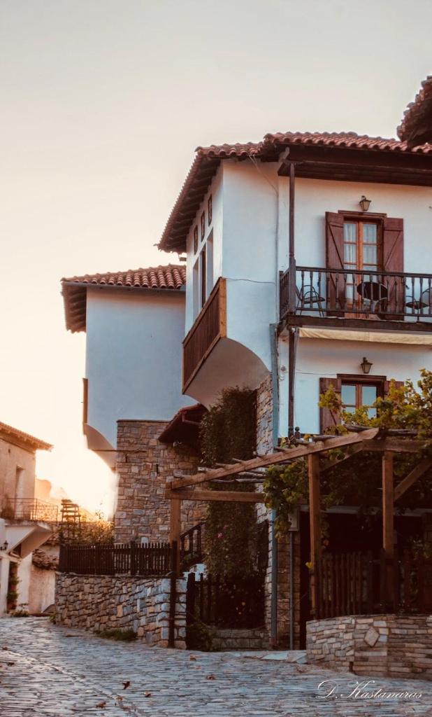 9mouses Chasiotis Guest House photo 4