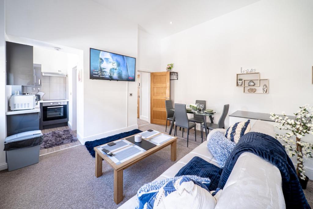 Cozy 1-Bedroom Apartment in the Heart of Barnsley Town Centre photo 1