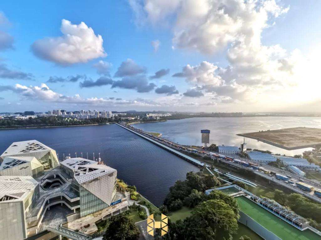 R&F Princess Cove CIQ Premium Sea View Suites by NEO photo 2