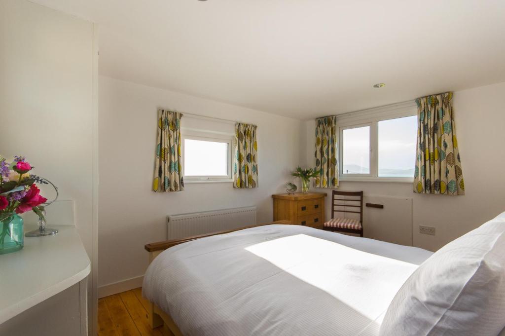 Large house with adjoining cottage close to Waterville photo 4