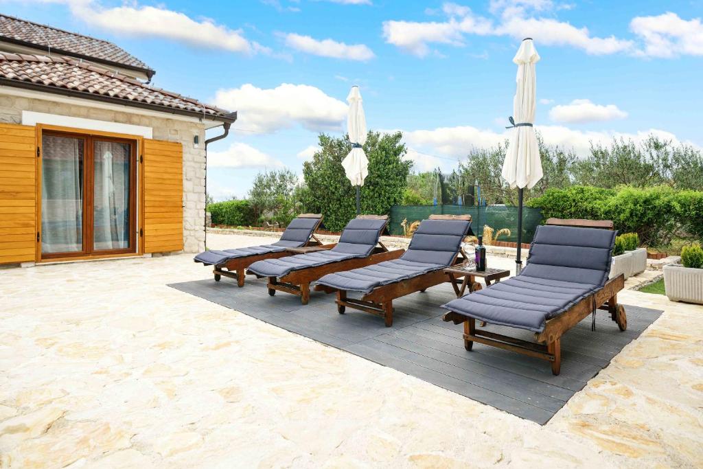 Villa Lucia photo 1