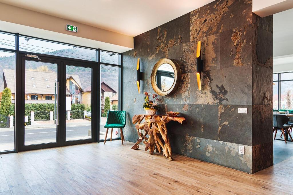 Hotel Domnitei photo 2