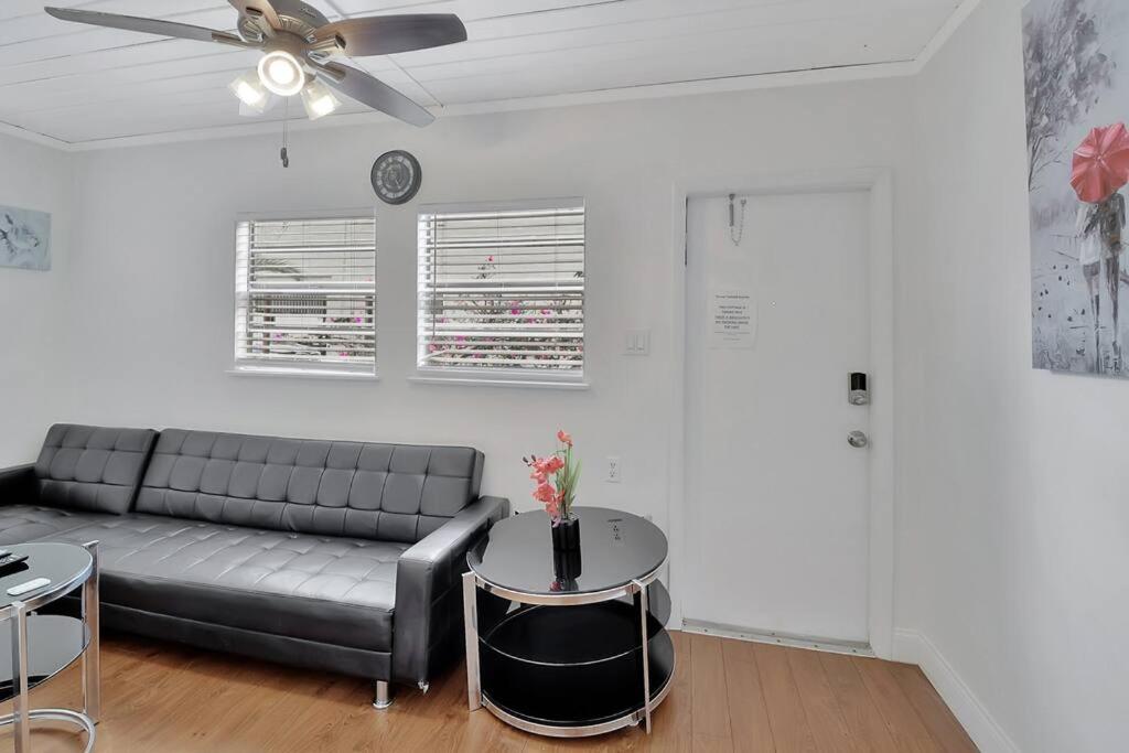 Pineapple district, walk to Atlantic, free parking, pets (342-1) photo 3