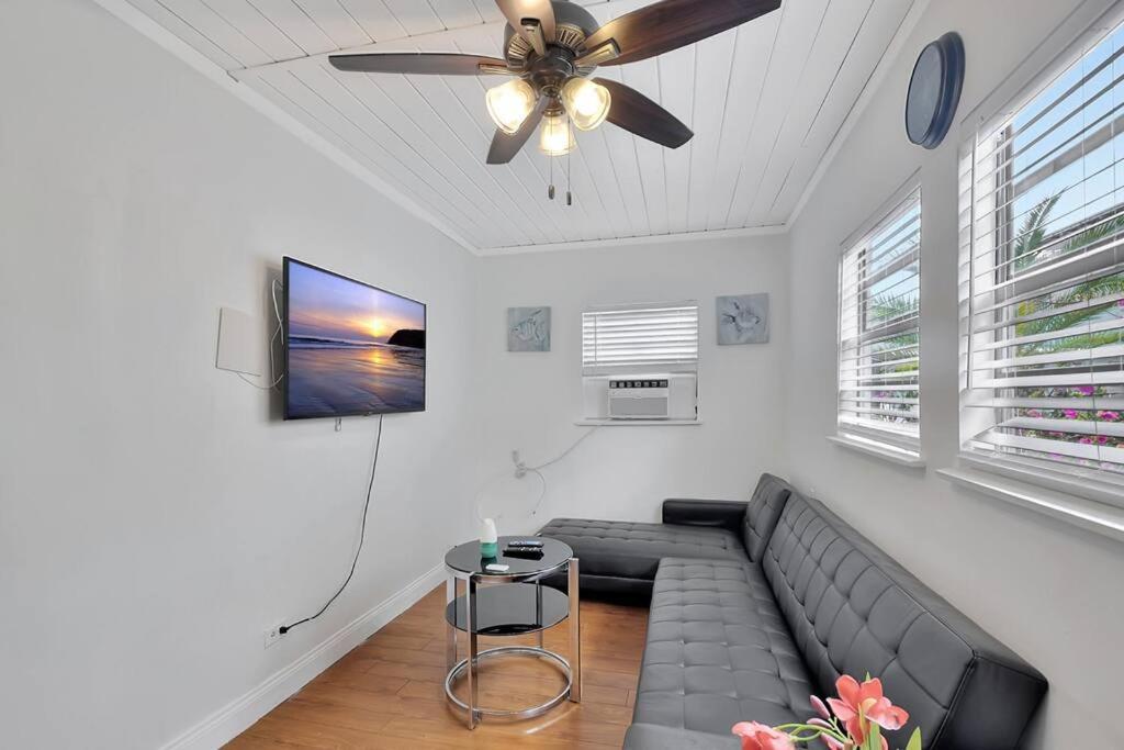 Pineapple district, walk to Atlantic, free parking, pets (342-1) photo 2