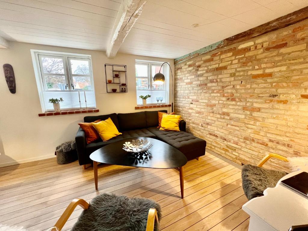 Lækkert byhus i hjertet af Marstal photo 3