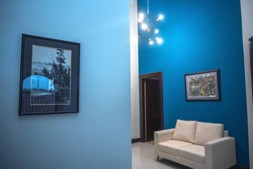 Spacious and elegant house in Curridabat photo 4