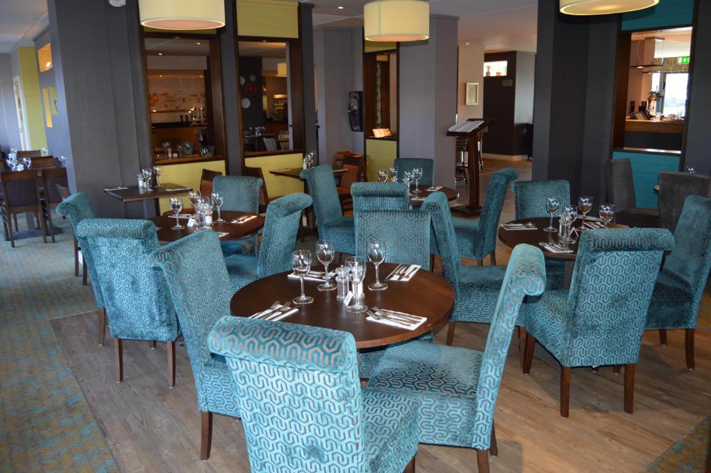 Premier Inn Dublin Airport - Tap to explore photos