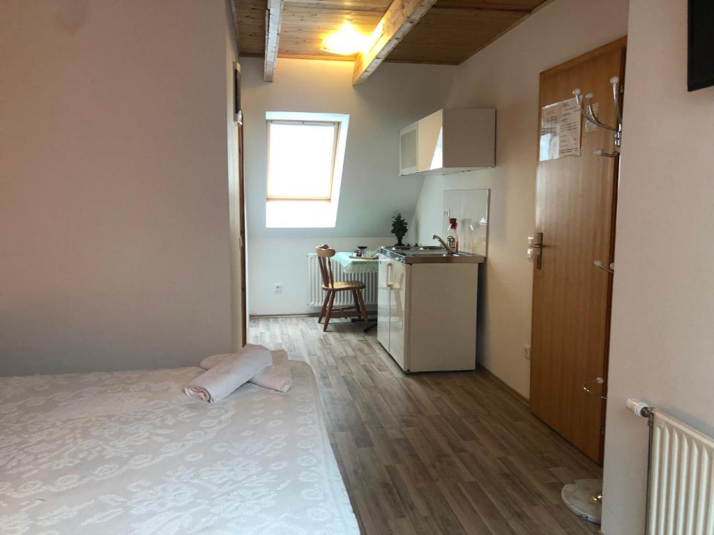 Encijan Apartments photo 3