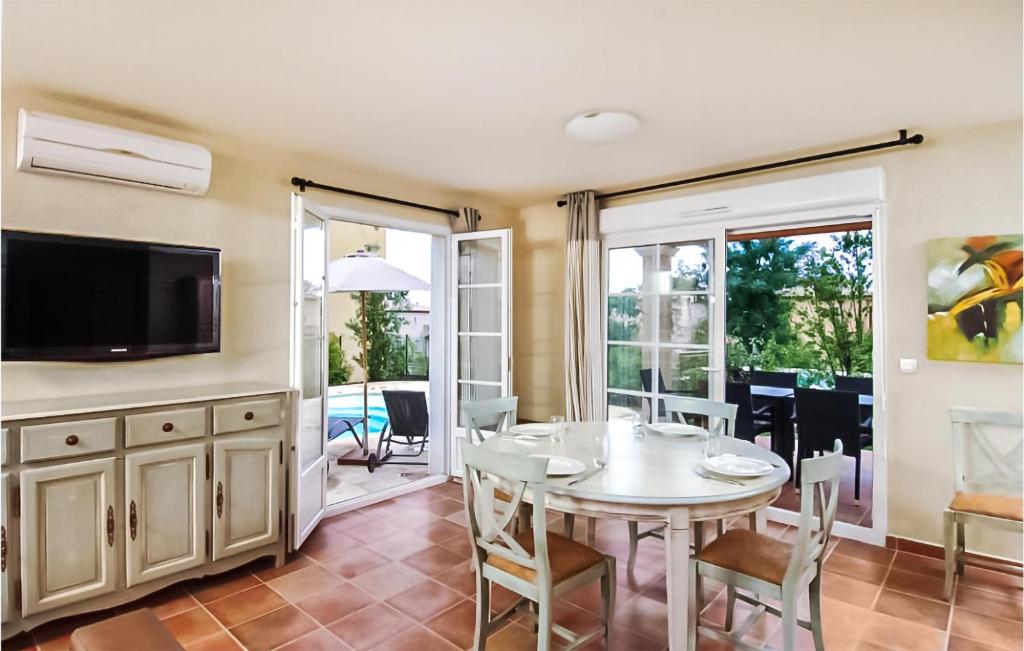 Amazing Home In Callian With Outdoor Swimming Pool, Wifi And 3 Bedrooms photo 4