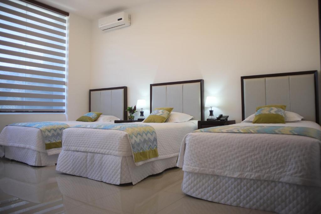 HOTEL INNOVA photo 1
