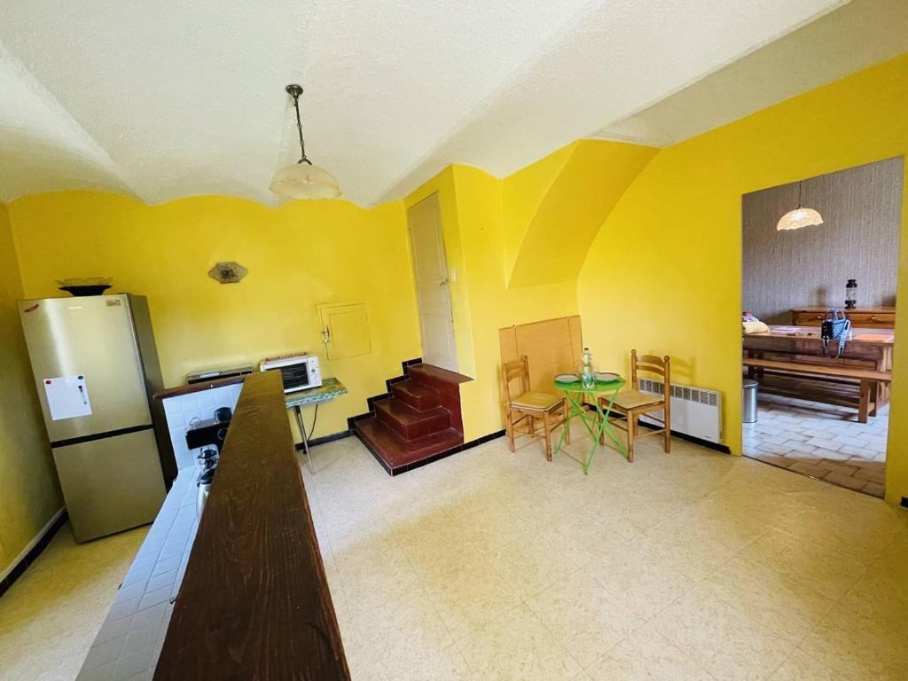 Maison Pradons, 4 pièces, 6 personnes - FR-1-697-24 photo 2