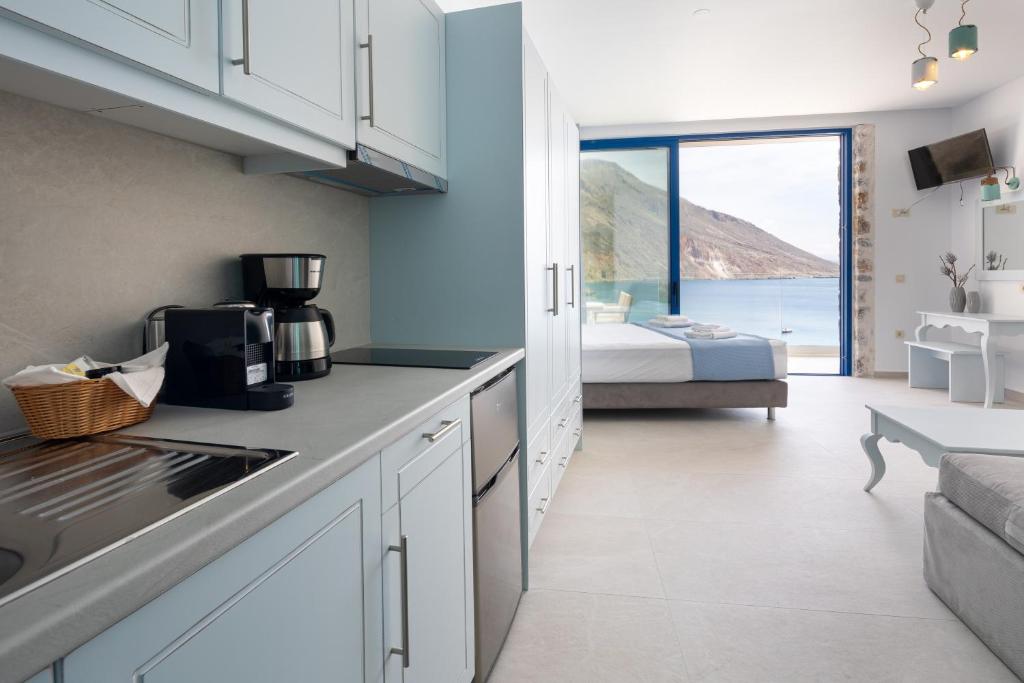 Molos Apartments photo 2