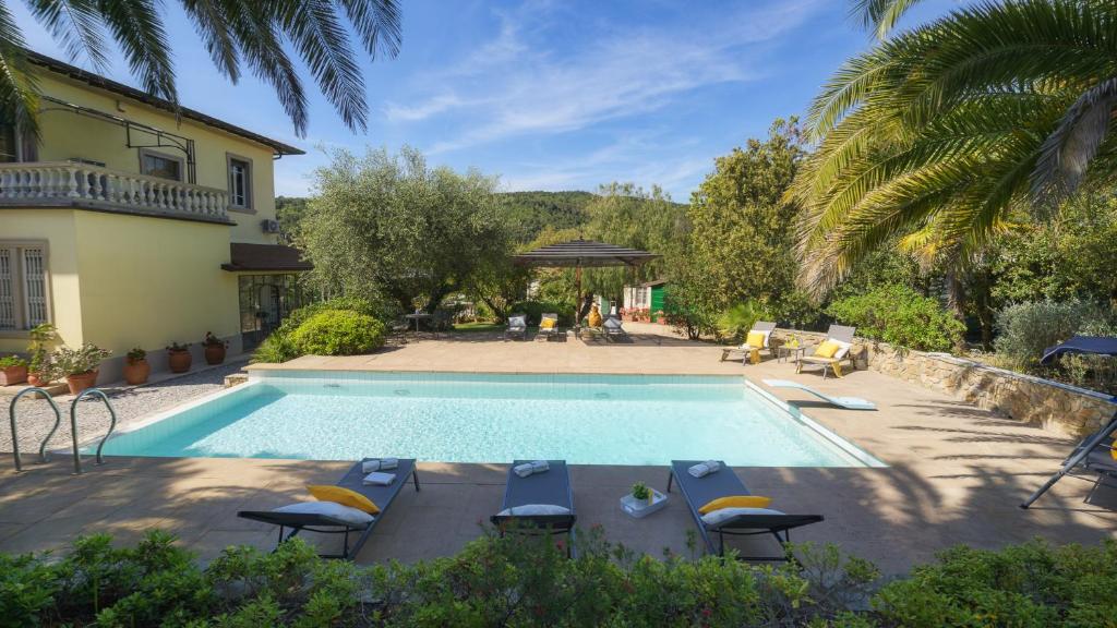 VILLA GAIUS 8&2, Emma Villas photo 3